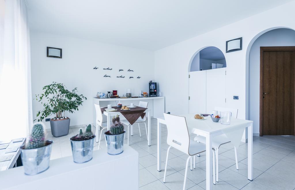 La Postale Bed & Breakfast San Salvo Luaran gambar